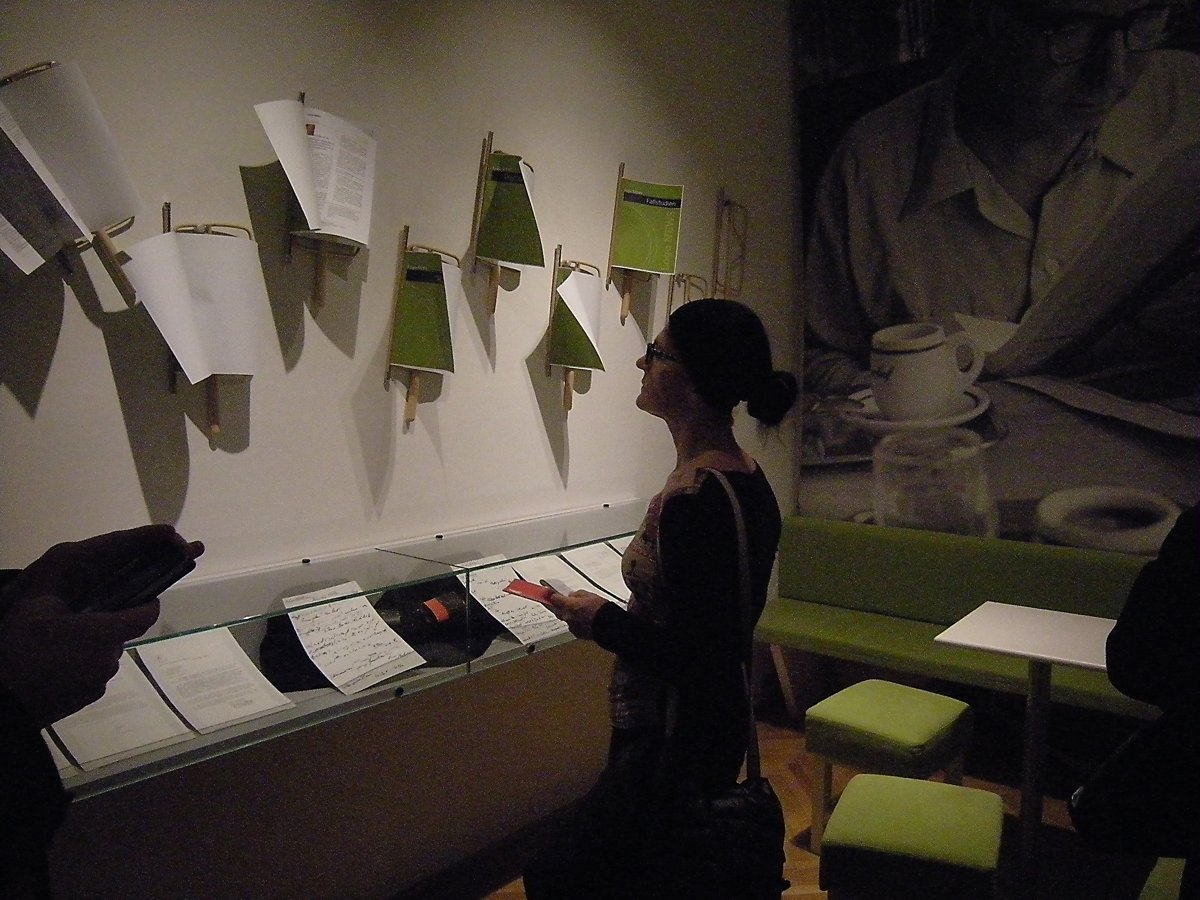 Sala de lectura del Museo Viktor Frankl en Viena el día de su apertura, 2015